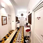 Scarlatti بيت ضيافة 4*